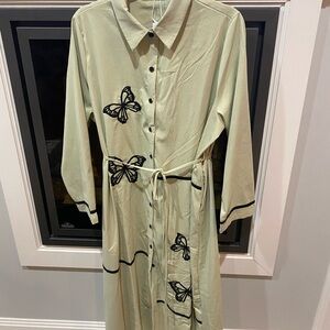 NWT F Lily F Long Sleeve Dress with Butterfly Design One Size
